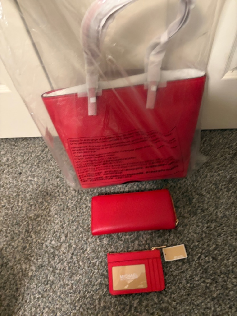 Michael Kors Red Pebbled Leather Tote Set with Wallet & Card Case - Picture 2 of 3